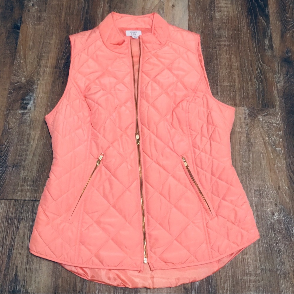 Crown & Ivy Vest